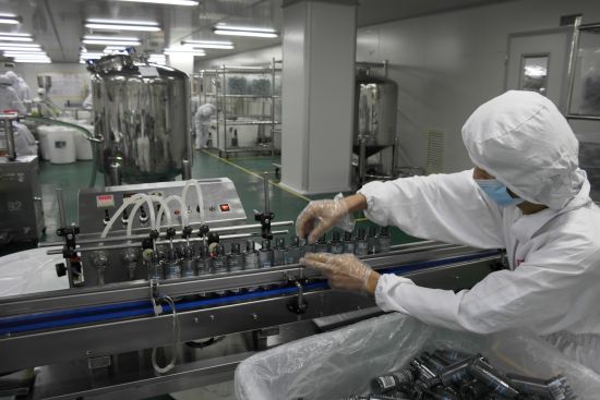 美麗保障專業(yè)護航 屈臣氏自有品牌與你一起成長 |新女性|屈臣氏|妝容_新浪女性_新浪網(wǎng)